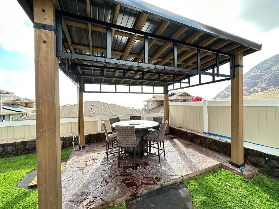 Ferienhaus New 4 Bedroom Home With Ocean And Gorgeous Mountain Views In The Gated Community Of Mauna Olu Waianae